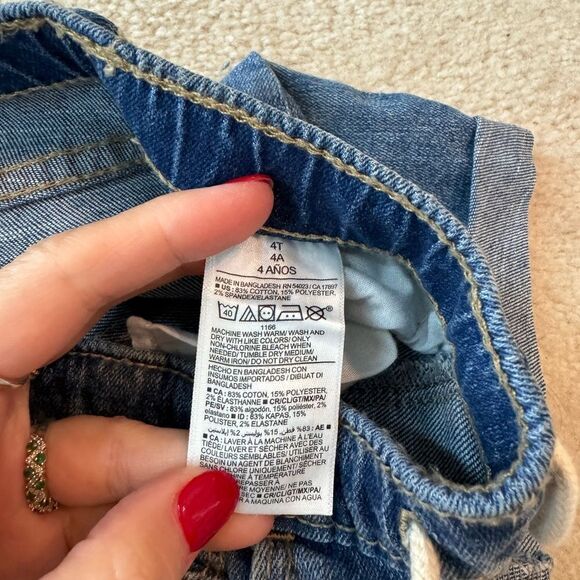 Toddler Boys Old Navy Stretch Jean Shorts 4T - Picture 3 of 4